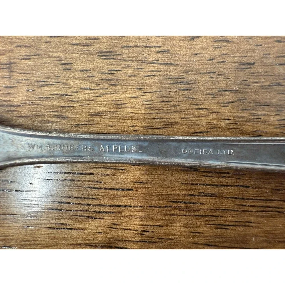 Wm A Rogers Athena A1 Plus Silverplate Pierced Spoon 6 in Matte Finish